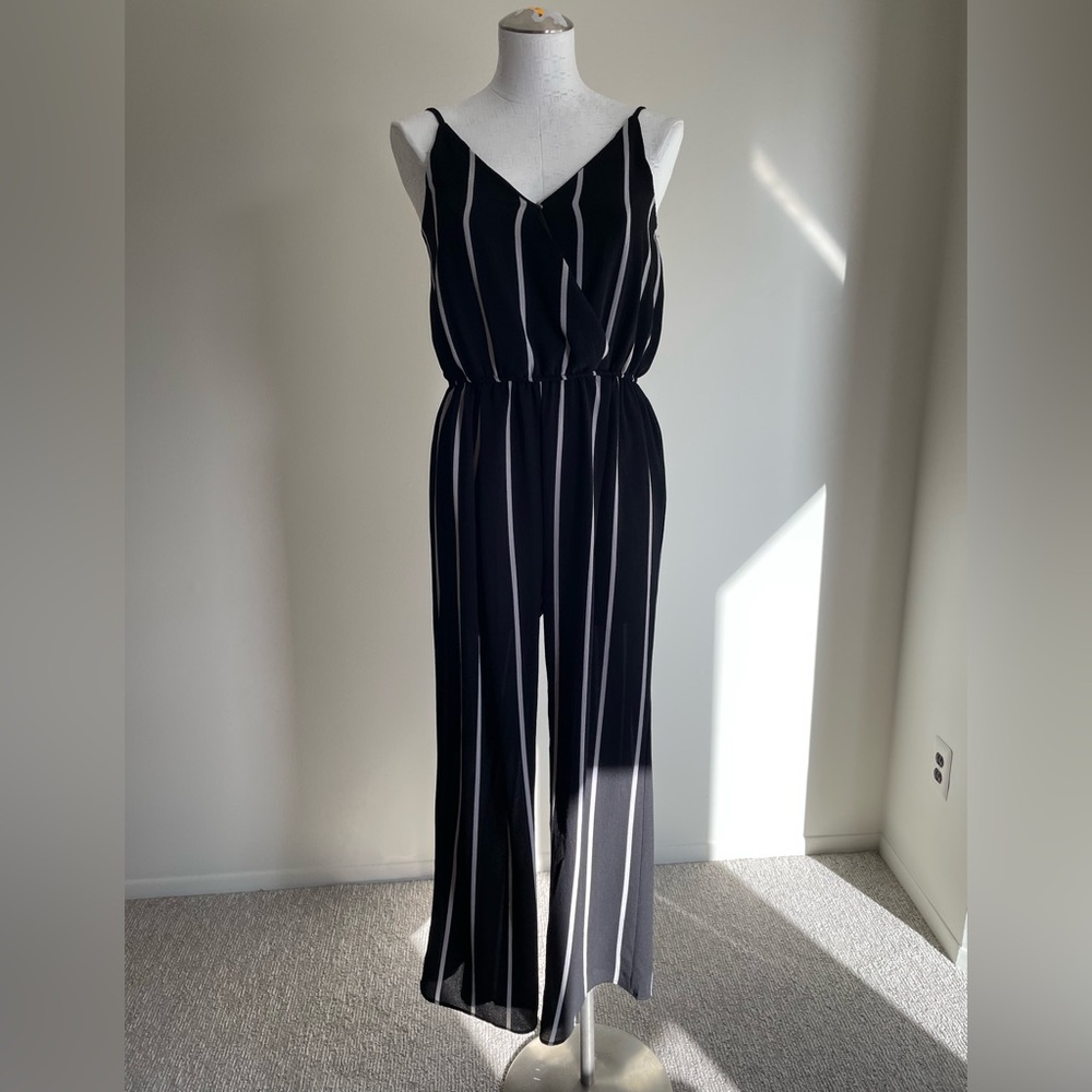 J for Justify Black and White V-Neck Jumpsuit